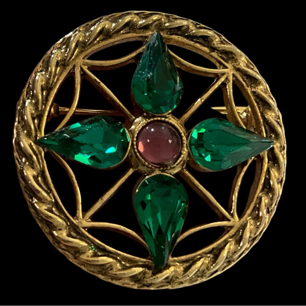 Vintage Emerald Rhinestone Pink Cabochon Brooch Gold Tone Filigree Pin